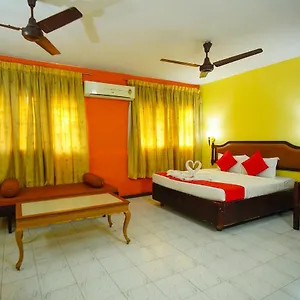 Hotel Dwaraka, Kochi