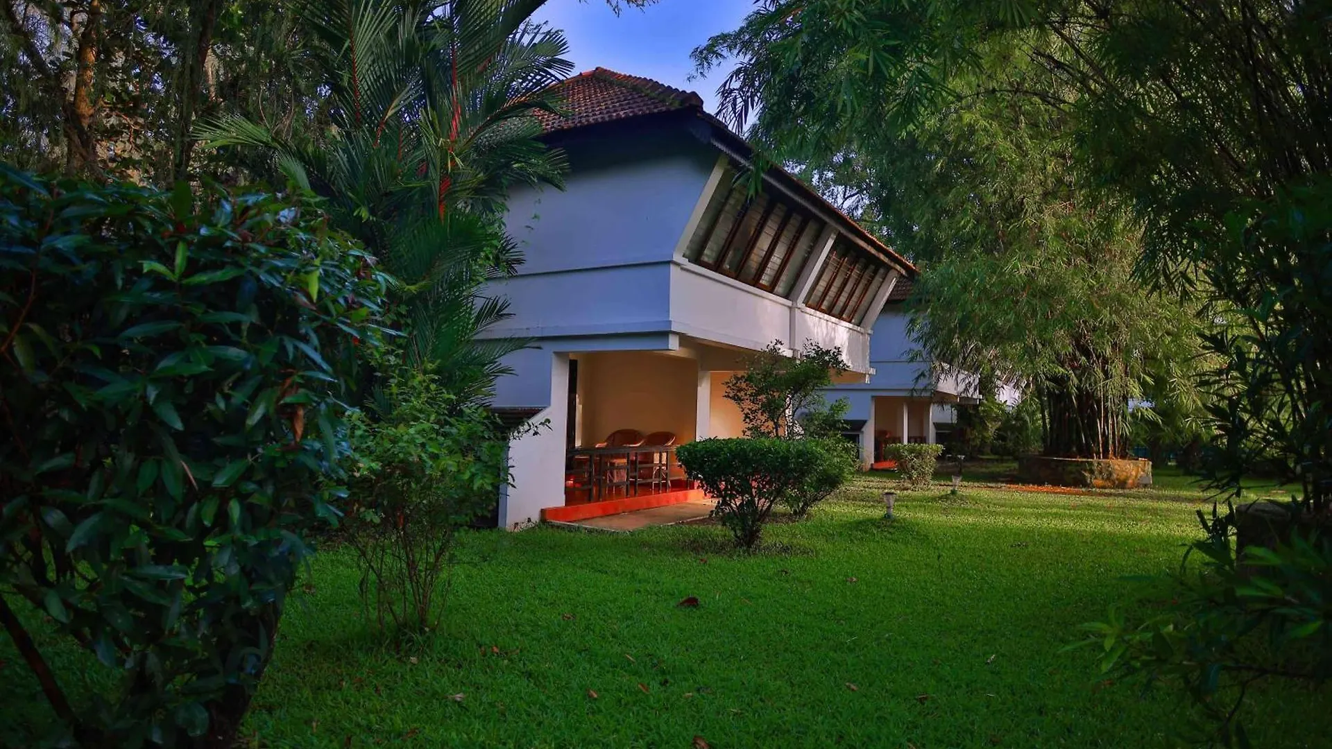 Nihara Resort And Spa Cochin Kochi