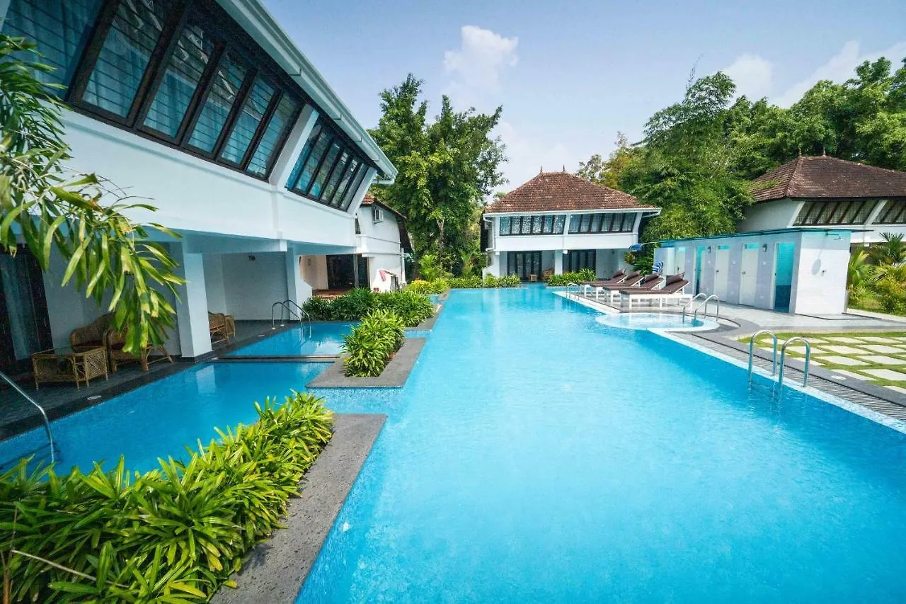 Nihara Resort And Spa Cochin Kochi 4*,