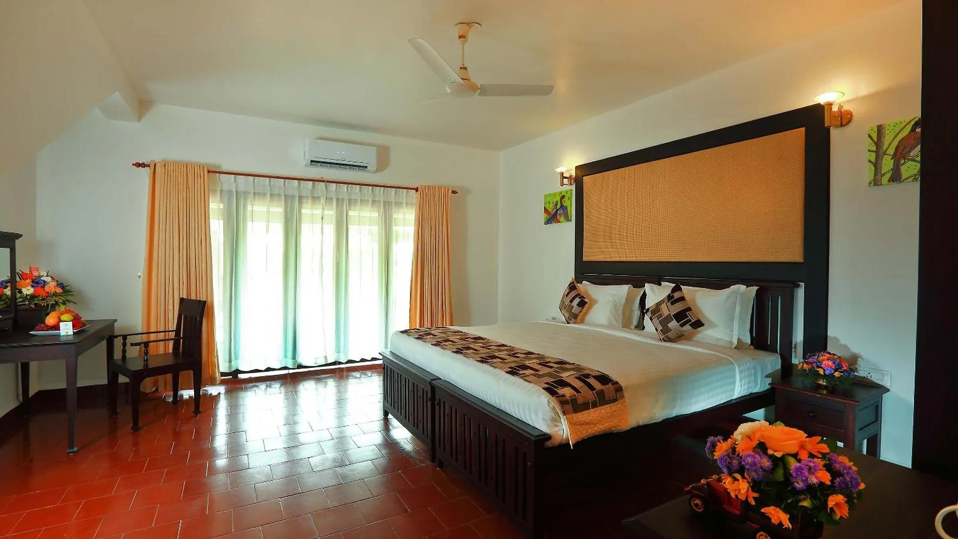 Nihara Resort And Spa Cochin Kochi 4*,